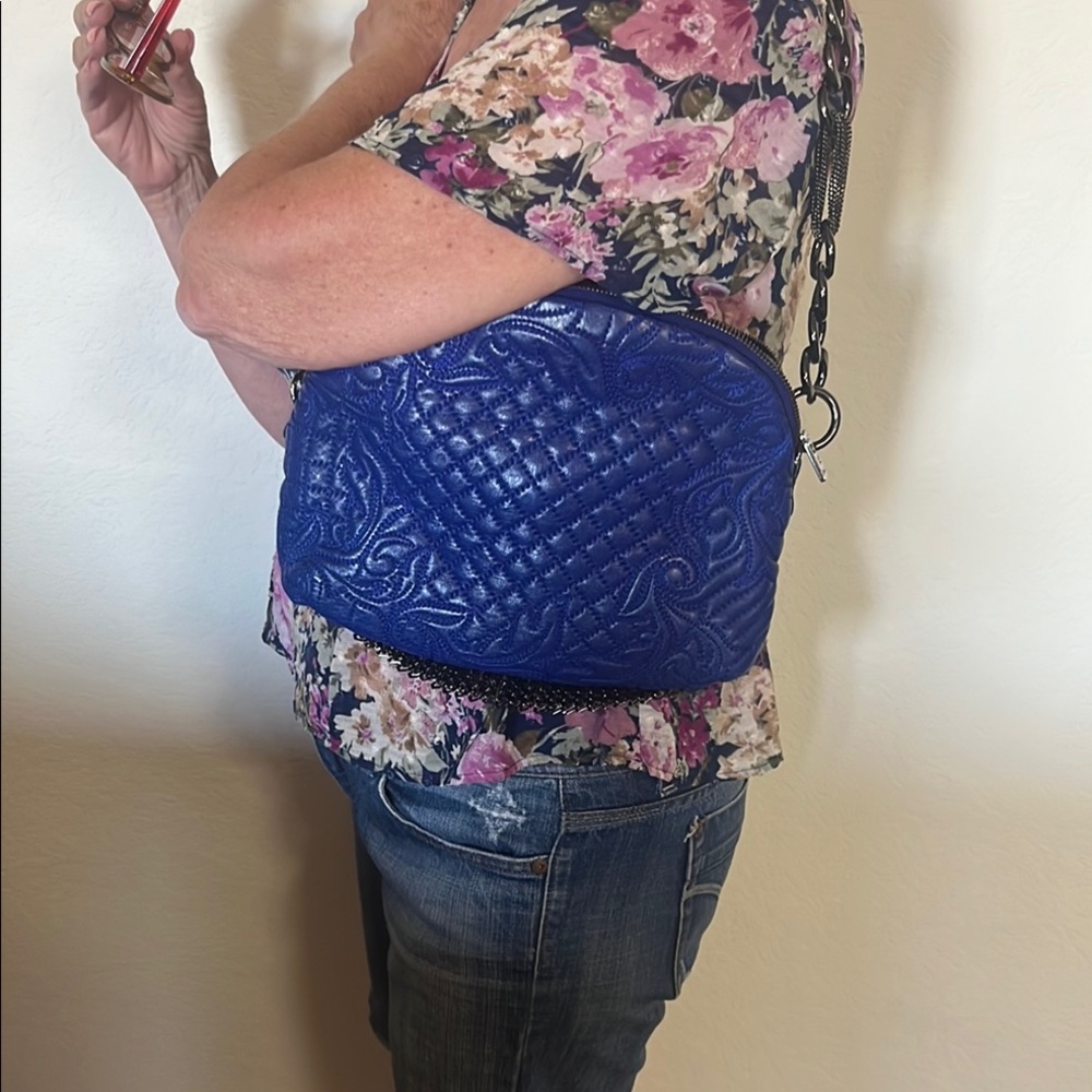 Versace bag - Picture 10 of 16